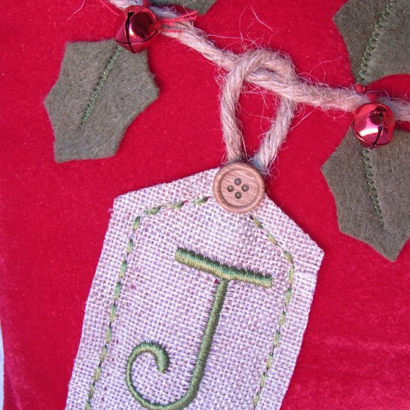 CHRISTMAS HOLIDAY ACCENT THROW PILLOW - Picture 2 of 3